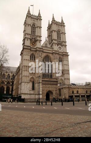 Eine der berühmtesten Kirchen im Vereinigten Königreich ist die Westminster Abbey, die sich im Zentrum von London am 15. März 2020 in London, England, befindet Stockfoto