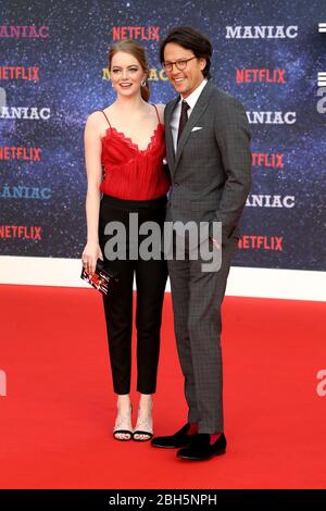 Emma Stone und Cary Fukunaga nehmen an der Weltpremiere der Netflix-Serie 'Maniac' im Southbank Centre am 13. September 2018 in London, Großbritannien, Teil. Stockfoto