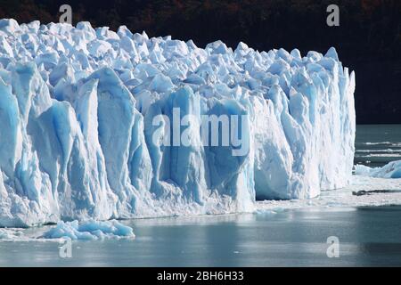 Detailansicht des Gletschers Perito Moreno. Patagonien, Argentinien Stockfoto