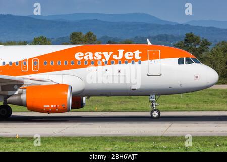 Mulhouse, Frankreich – 31. August 2019: EasyJet Airbus A320 am Flughafen Basel Mulhouse (EAP) in Frankreich. Stockfoto