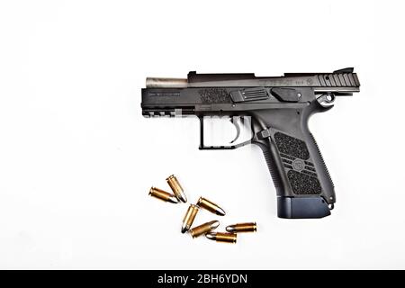 Cz 75 P-07 DUTY, kompakte Größe und Abwehrpistole, mit Polymerrahmen, cal. 9 mm Browning; 9 mm Luger; 9x21; .40 S&W; 9 mm FX&CQT; Securi Blank, Stockfoto