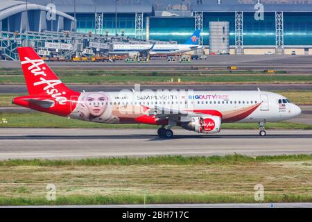 Guangzhou, China – 25. September 2019: Air Asia Airbus A320 Flugzeug am Flughafen Guangzhou (CAN) in China. Stockfoto