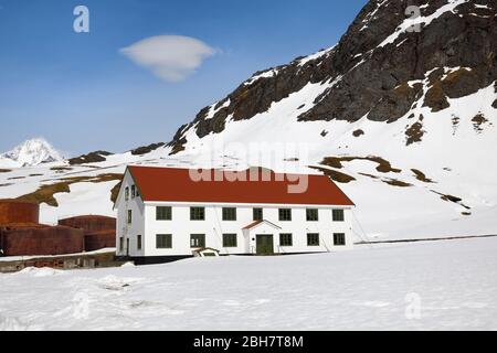 British Antarctic Survey Gebäude, ehemalige Walfangstation Grytviken, Süd-Georgien, Süd-Georgien und die Sandwich-Inseln, Antarktis Stockfoto