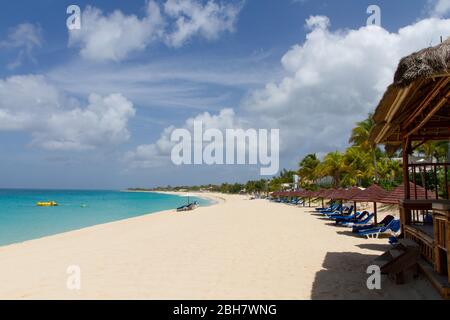 Strand von La Samanna Saint Martin / Sint Maarten Stockfoto