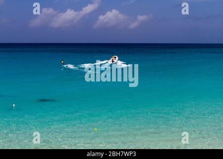 Strand von La Samanna Saint Martin / Sint Maarten Stockfoto