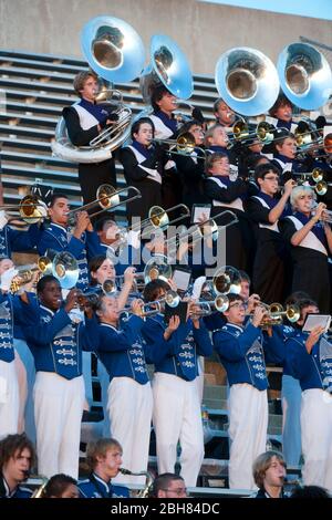 Austin, Texas, USA, 29. September 2009: Studenten treten beim jährlichen Marching Band Festival für High Schools in der Umgebung von Austin auf. ©Bob Daemmrich Stockfoto