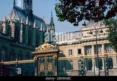 Saint Chapelle und Palais de Justice, Oktober 1983, Paris, Frankreich Stockfoto