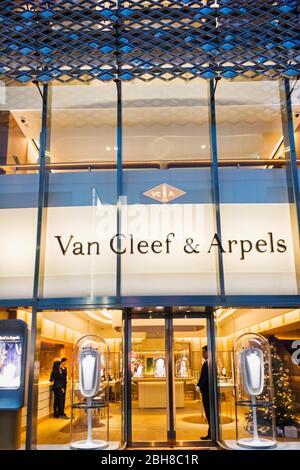 Japan, Honshu, Tokyo, Ginza, Van Cleef & Arpels Store Stockfoto