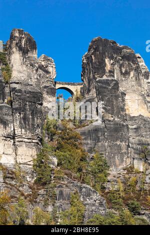 Basteibrücke, Bastei bei Rathen, Elbsandsteingebirge, Nationalpark Sächsische Schweiz, Sachsen, Deutschland Stockfoto