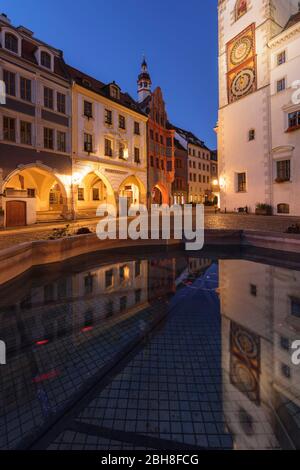 Brunnen am Alten Rathaus am Untermarkt, Görlitz, Sachsen, Deutschland Stockfoto