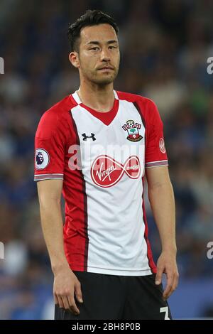 LEICESTER, ENGLAND Maya Yoshida aus Southampton während des Premier League Spiels zwischen Leicester City und Southampton im King Power Stadium, Leicester am Donnerstag, 19. April 2018. (Quelle: Mark Fletcher, Mi News) Stockfoto