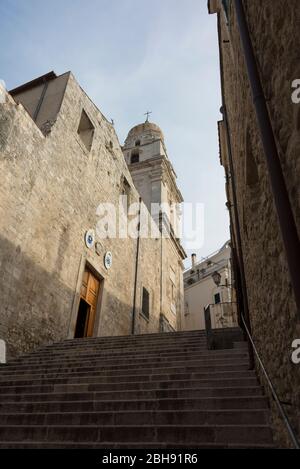 Italien, Mezzogiorno, Apulien / Apulien, Provinz Foggia, Gargano, italienische Adriaküste, Vieste, Altstadt, Kathedrale Stockfoto
