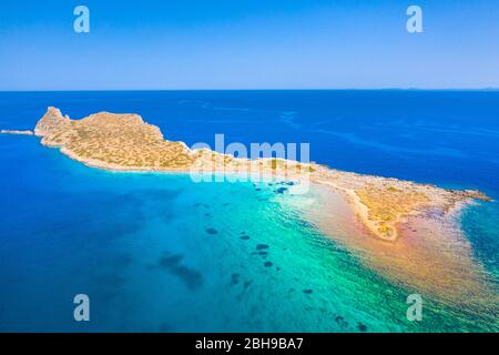 Glaronisi Insel in der Nähe des fantastischen Strand von Kolokitha, Elounda, Kreta, Griechenland. Stockfoto