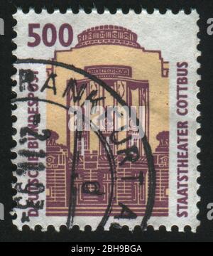 DEUTSCHLAND - UM 1987: Briefmarke gedruckt von Deutschland, zeigt Staatstheater, um 1987. Stockfoto