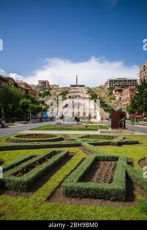 Armenien, Yerevan, die Kaskade, mit Blick auf die Springbrunnen Stockfoto