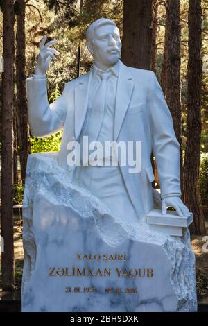 Aserbaidschan, Baku, Fexri Xiyaban, Ehrengaststätte, Friedhof der aserbaidschanischen Führer, Grab des Dichters Zelimkhan Yaqub, keine Freigaben Stockfoto