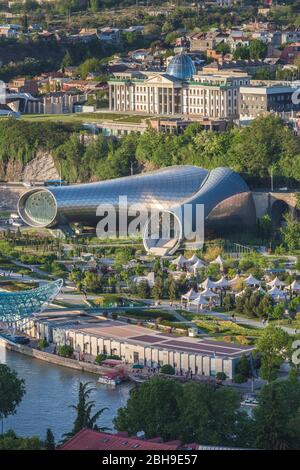 Georgien, Tiflis, Präsidentenpalast und Konzertsaal Stockfoto