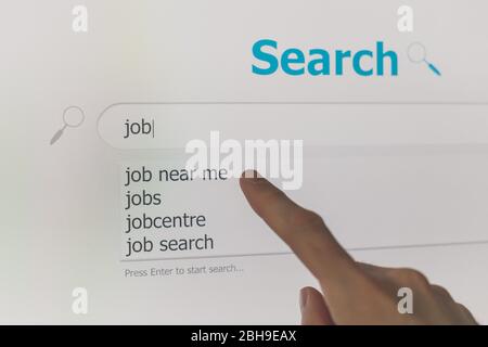 Suchen Sie im Internet nach einem Job. Suchanfrage. Suchmaschinen-Menü online Stockfoto