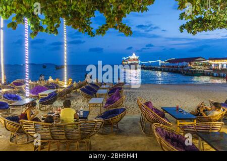 Sihanoukville, Kambodscha, Serendipity Beach, Dämmerung Stockfoto