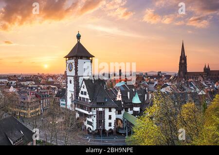 Sonnenuntergang in Freiburg im Breisgau, Deutschland Stockfoto