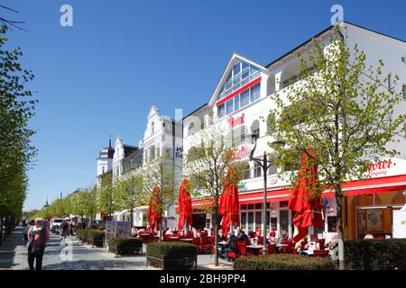 Hotel Rialto in der Hauptstraße, Bäderarchitektur, Binz auf Rügen, Insel Rügen, Mecklenburg-Vorpommern, Deutschland, Europa Stockfoto