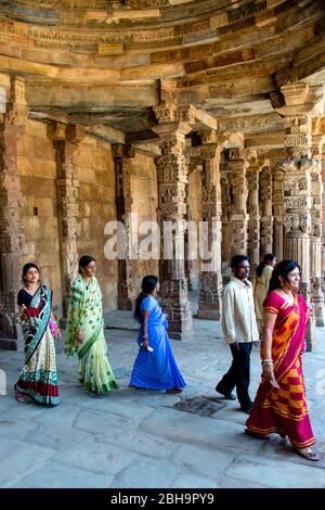 Architektur von Qutab Minar, Neu Delhi, Indien Stockfoto