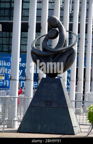 Frankreich, Elsass, Straßburg, Europäisches Parlament, Skulptur, Europa ein Coeur, (Europa hat ein Herz) von Ludmila Tcherina, Symbol der Europäischen Union Stockfoto