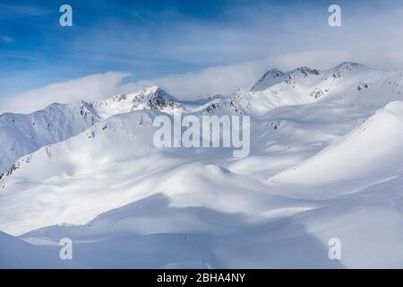 Blick von der am nächsten gelegenen Berggabelung des Monte Alto in Richtung Antholztal, St. Magdalena Gsies / St. Maddalena Casies, Bozen, Südtirol, Italien Stockfoto