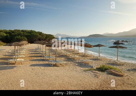 Spiaggia del Pirata Capriccioli, Costa Smeralda, Arzachena, Mittelmeer, Olbia-Tempio Provinz, Sardinien, Italien Stockfoto