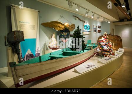 USA, New England, Massachusetts, Nantucket Island, Nantucket, Nantucket Whaling Museum, Anbauteile innen Stockfoto