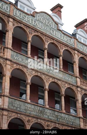 Royal Waterloo Hospital for Children & Women, Waterloo Road, London von M. S. Nicholson Stockfoto