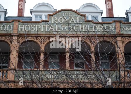 Royal Waterloo Hospital for Children & Women, Waterloo Road, London von M. S. Nicholson Stockfoto