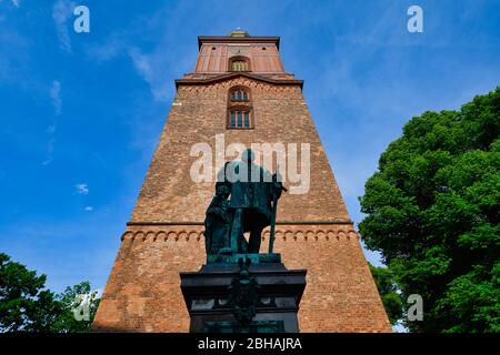 Denkmal des Kurfürsten Joachim II. Vor der Reformation Kirche St. Nikolai, Spandau, Berlin, Deutschland Stockfoto