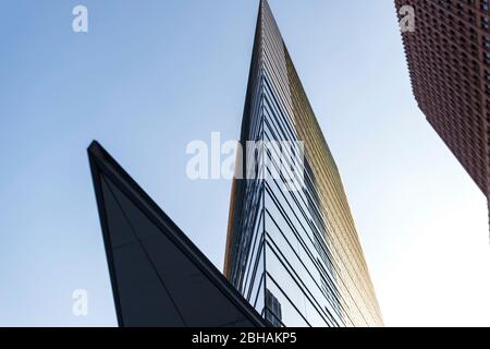 Atrium Tower, das ehemalige Debis-Haus, eines der Hochhäuser in Berlin am Potsdamer Platz. Stockfoto