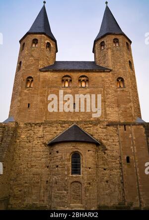 Europa, Deutschland, Sachsen-Anhalt, Ilsenburg, Stift Drübeck, Benediktinerkloster St. Vitus, 10. Jahrhundert, Blick auf die Klosterkirche von Westen Stockfoto