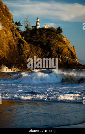 Panoramalicht auf die Küste, Cape Disappointment State Park, Washington, USA Stockfoto