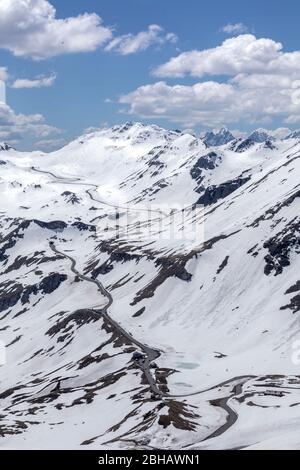 Mt. Hochtor und die Straße, Blick von der Edelweissspitze, Großglockner Hochalpenstraße, Nationalpark hohe Tauern, Salzburger Land, Österreich, Europa Stockfoto