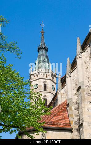 Deutschland, Baden-Württemberg, Bad Urach, Turm der Kollegiatkirche St. Amandus Stockfoto