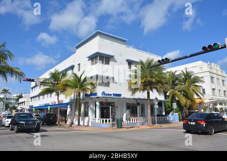 Die weltweit größte Sammlung von Art Deco-Architektur befindet sich in South Beach, einem Teil von Miami Beach, Florida, USA. Stockfoto