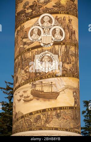 Ansicht von Gemälden auf Astoria Column, Astoria, Oregon, USA Stockfoto