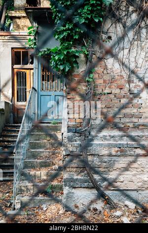 Verlassene Haus in Belgrad, Serbien Stockfoto