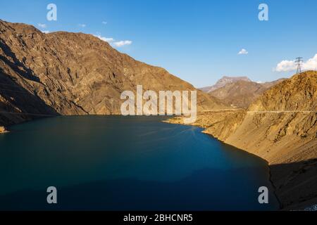 Der Naryn Fluss in den Bergen Kirgisistans. Stockfoto