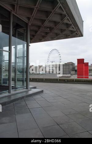 Royal National Theatre Denys Lasdun Stahlbeton South Bank River Thames Building Upper Ground, Bishop's, London SE1 von Sir Denys Lasdun Stockfoto