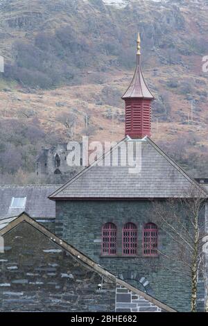 Llanberis und das Ogwen Valley unter Winterbedingungen, Snowdonia, Wales, Großbritannien. Stockfoto