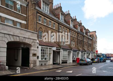 Kunst & Handwerk Architektur Shops Workshops 91-101 Worship Street, London Borough of Hackney, EC2 von Philip Webb Stockfoto