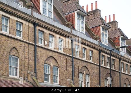 Kunst & Handwerk Architektur Shops Workshops 91-101 Worship Street, London Borough of Hackney, EC2 von Philip Webb Stockfoto