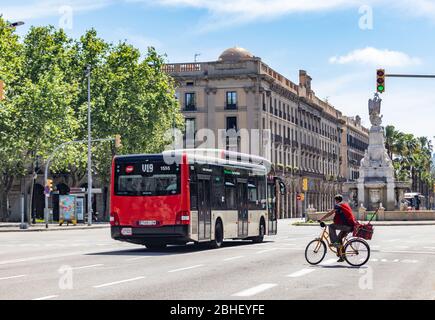 Barcelona, Spanien. April 2020. Fast leere Straßen von Barcelona während Covid Lockdown Stockfoto