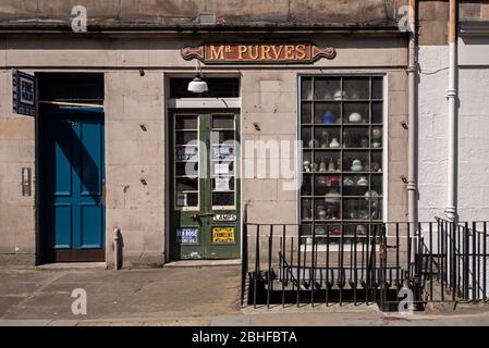 Herr Purves Lamp Emporium in St Stephen Street, Stockbridge, Edinburgh, Schottland, Großbritannien. Stockfoto