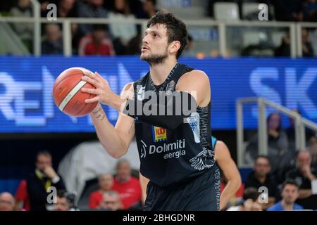 Trient, Italien. 1. Jan, 2020. trento, Italien, 01. Jan 2020, Alessandro Gentile (5) Dolomiti Energia Trentino während - - Credit: LM/Roberto Tommasini Credit: Roberto Tommasini/LPS/ZUMA Wire/Alamy Live News Stockfoto