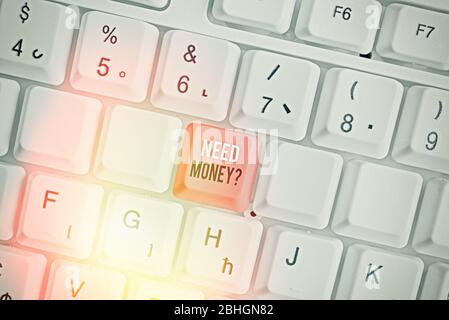 Word Writing Text brauchen Geld Frage. Business Foto präsentiert jemanden fragen, ob er Geld braucht oder Bouns bekommen Darlehen Stockfoto